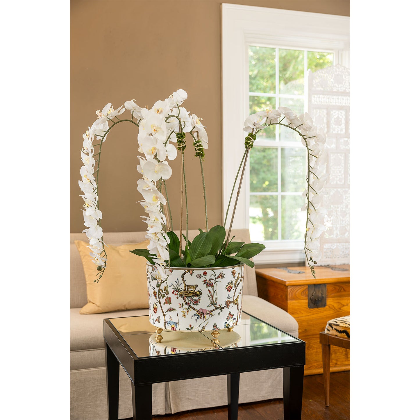 Chinoise Exotique Center Basin