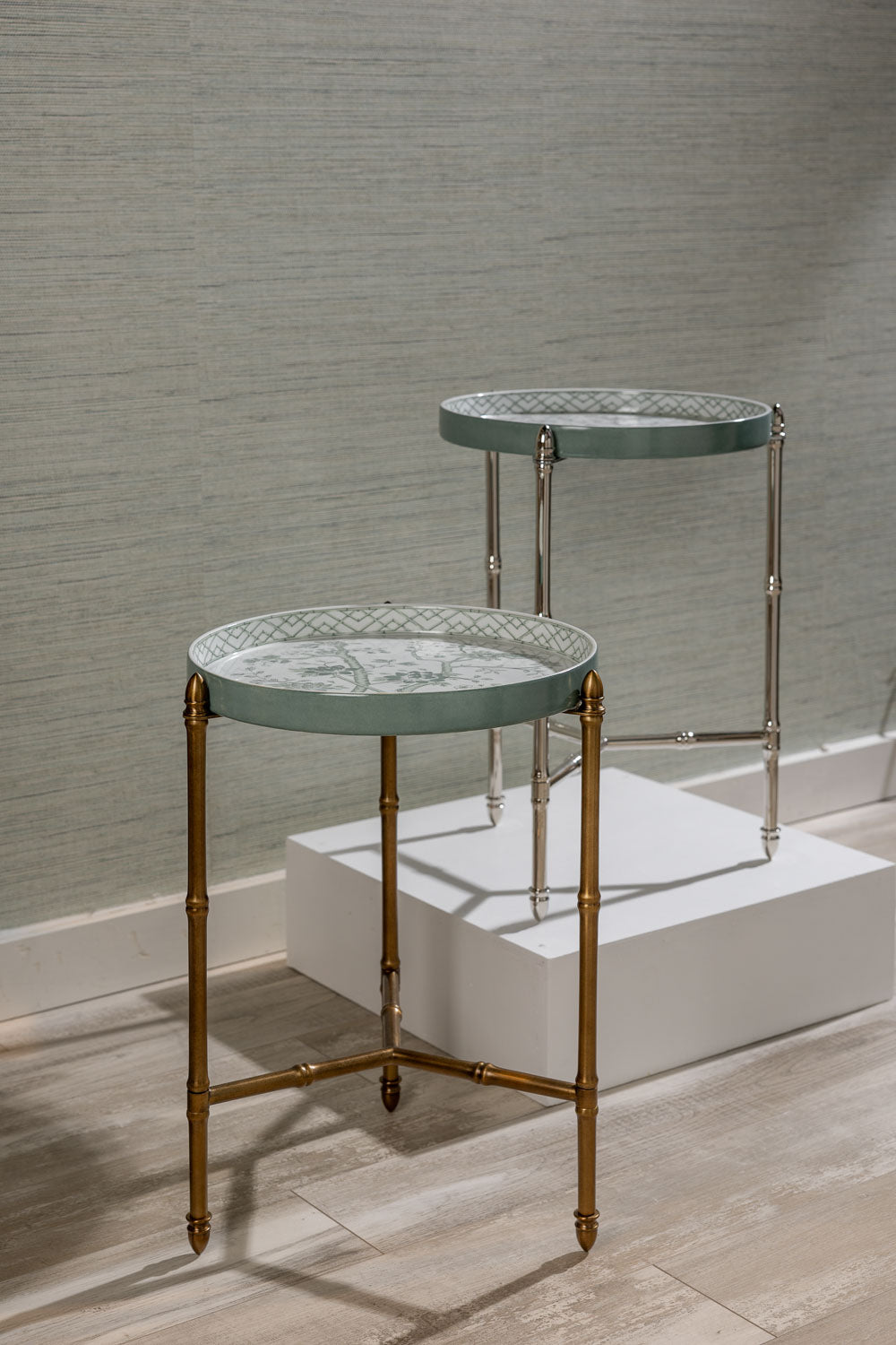 Jardin Green tray w/stand Nickel