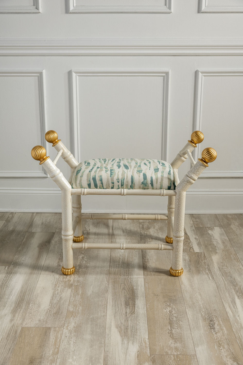 Boca White Wildcrest Moss Bench