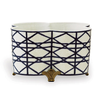 Gazebo Quatrefoil Planter