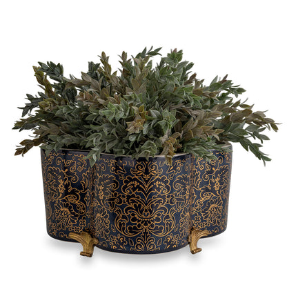 Richmond Damask Indigo Quatrefoil Planter