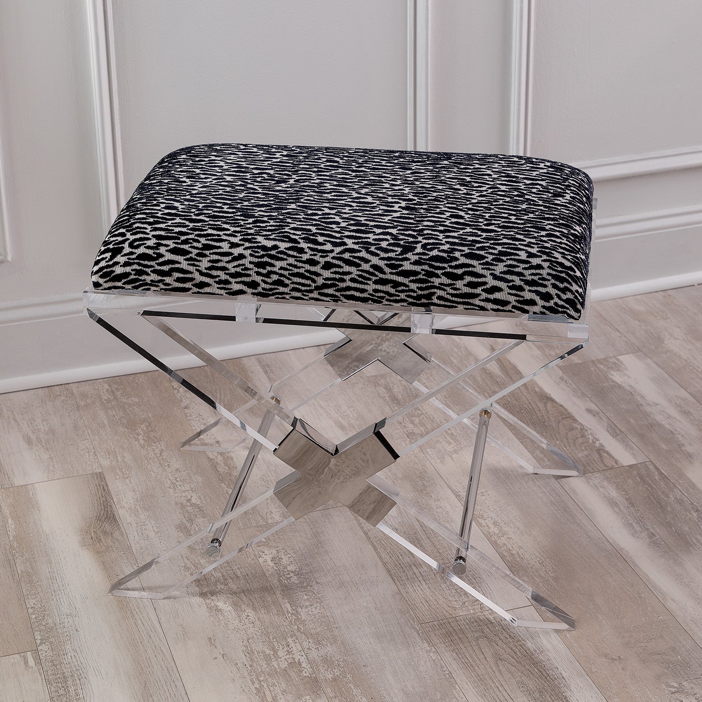 Crossing Lucite Bench Leopard Black-- Kit