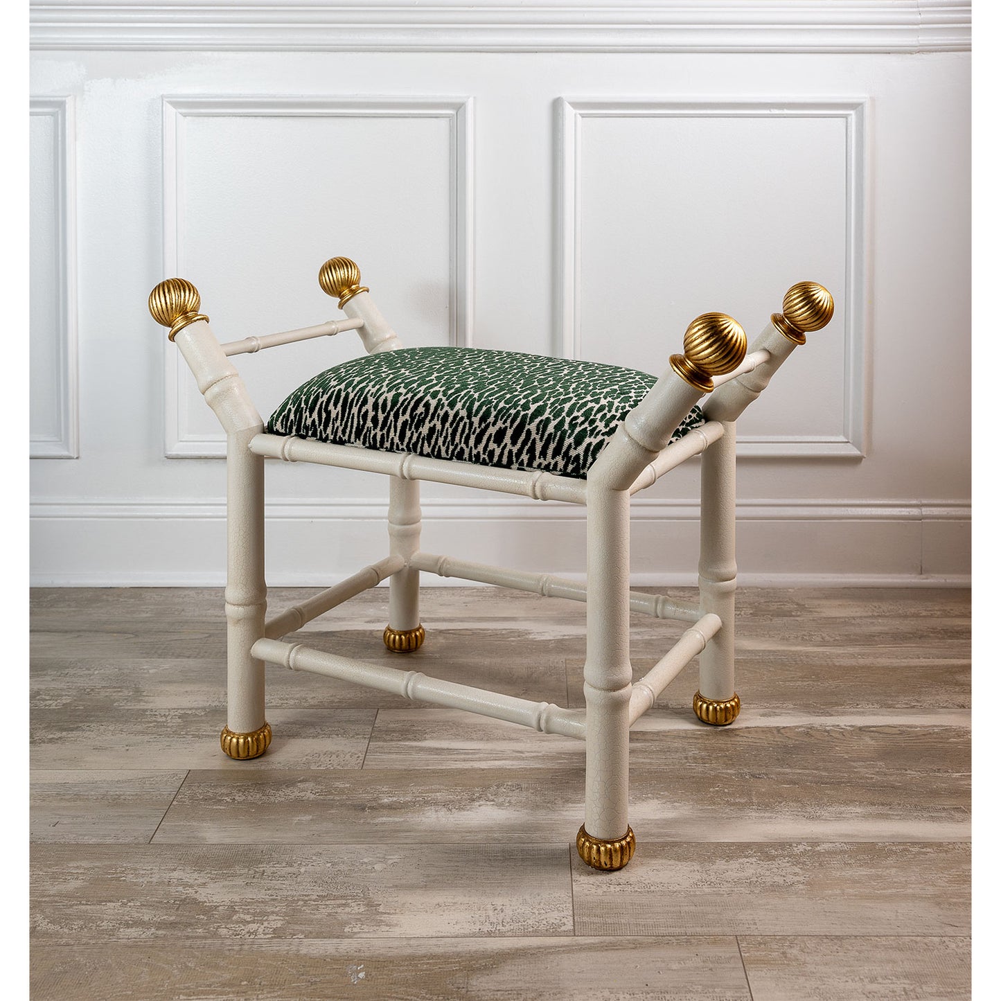 Boca White Earl Emerald Bench