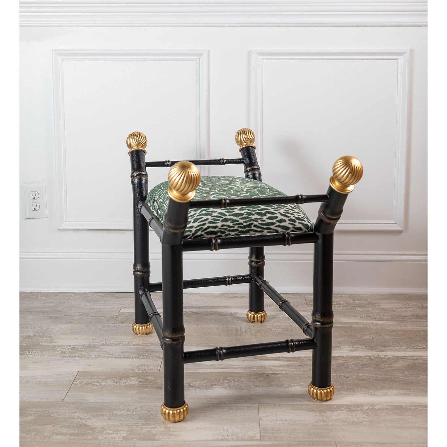 Boca Black Earl Emerald Bench