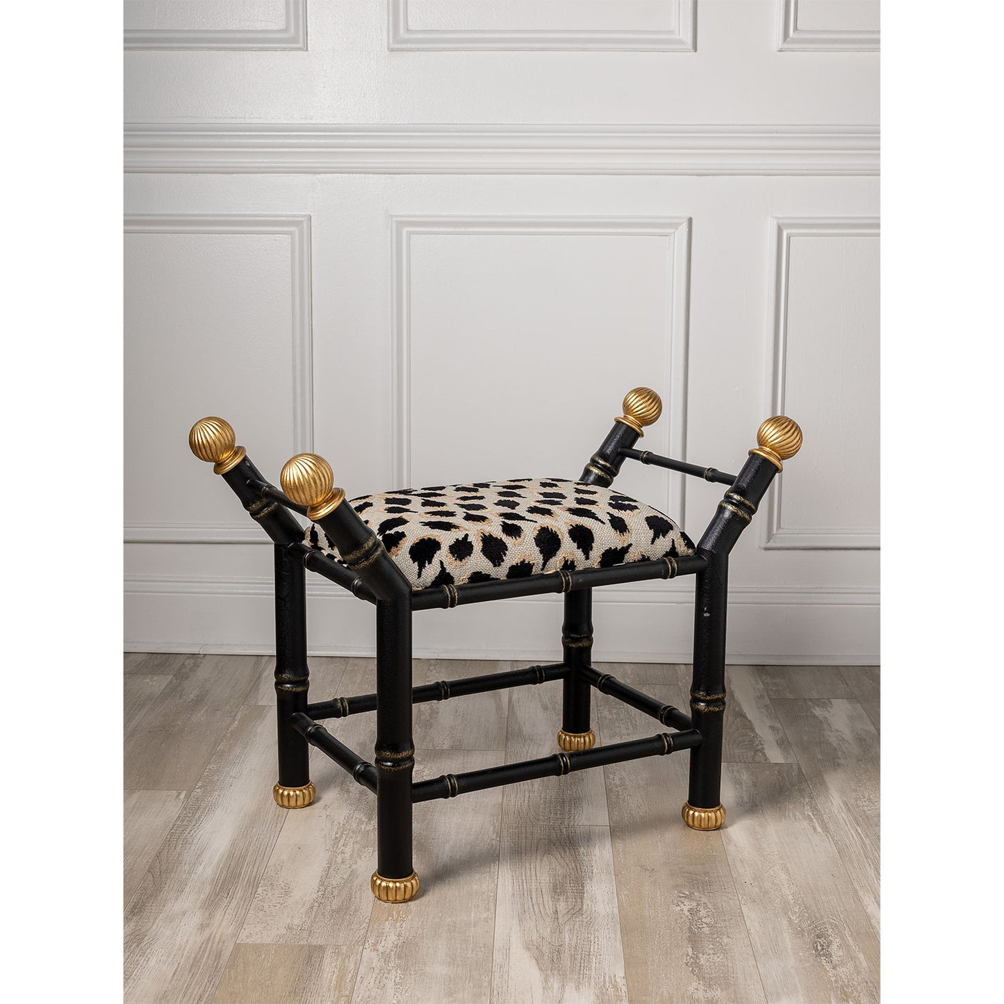 Boca Black Ocelot Black Bench