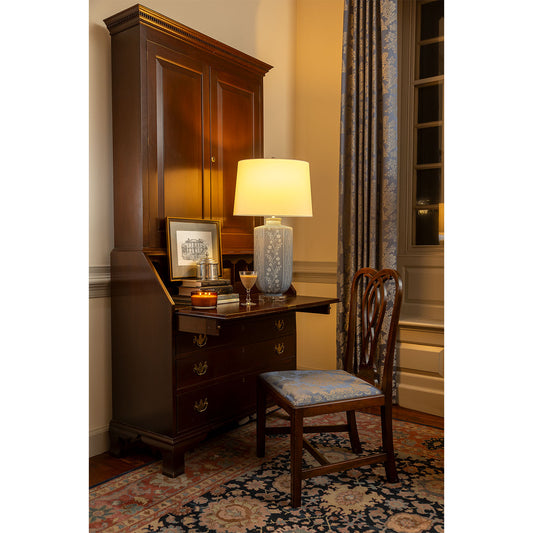 Floral Vine Stone Lamp