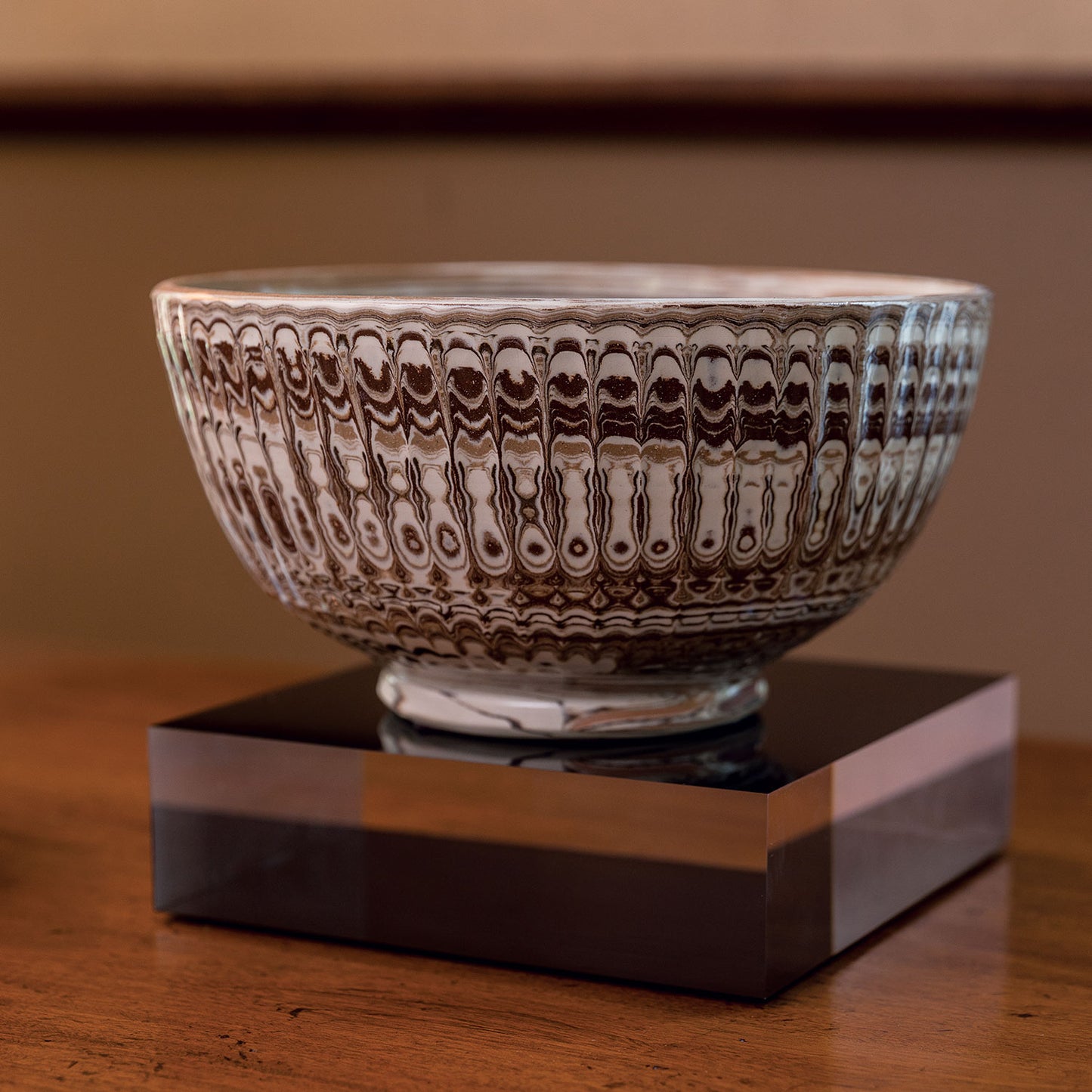 Onyx Lucite Square Stand 7"x1" (set of 2)